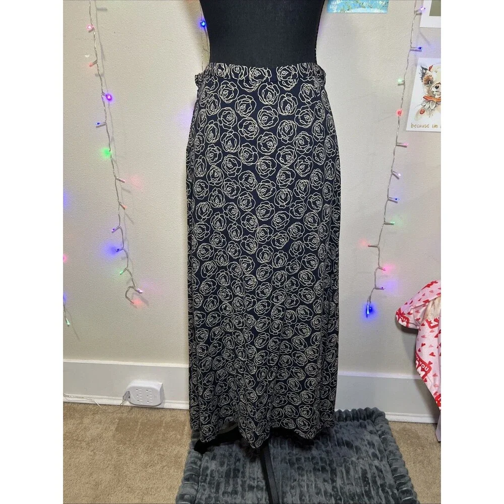 Eddie Bauer Women’s Maxi Skirt Floral Print Size 10 - Picture 4 of 4